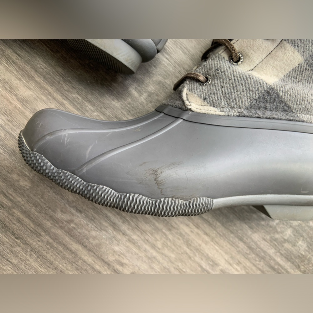 Sperry Grey Plaid Winter Booties - Picture 7 of 13